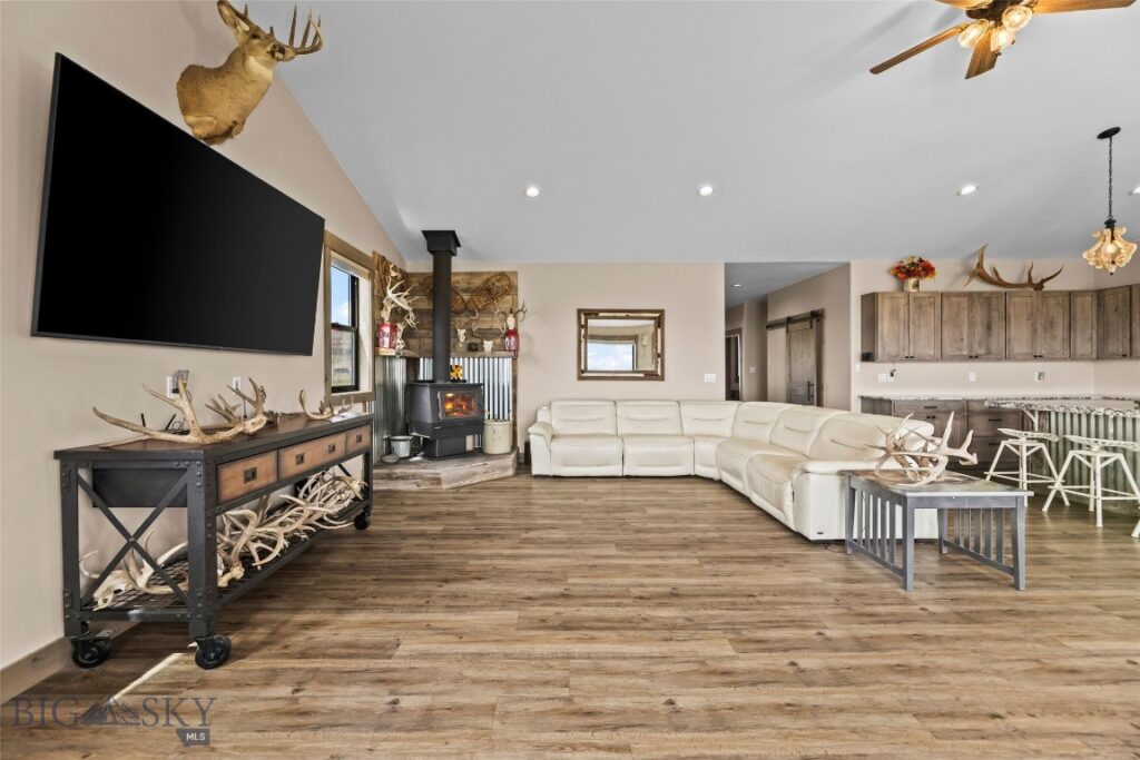 92 Depot Road, Ennis MT 59729