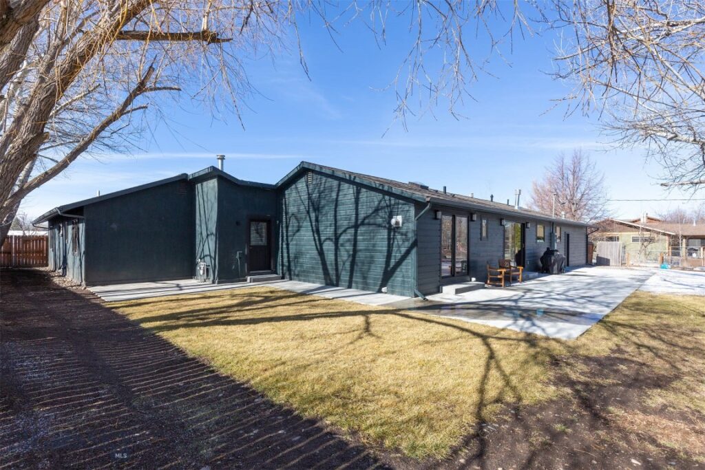 9200 River Road, Bozeman MT 59718