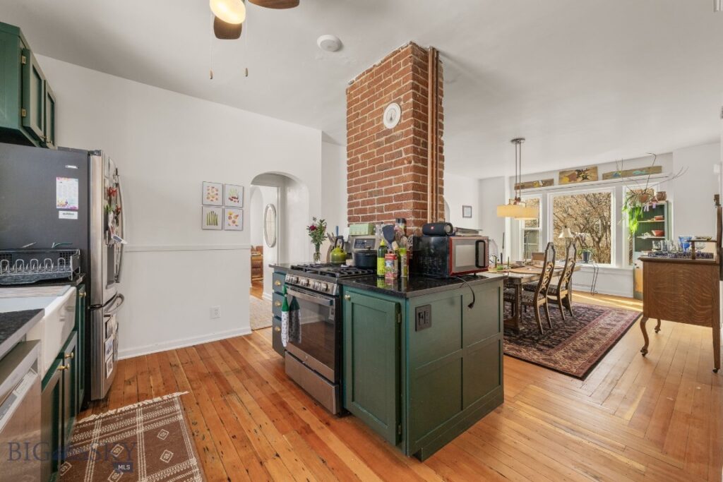 923 S Washington Street, Dillon MT 59725