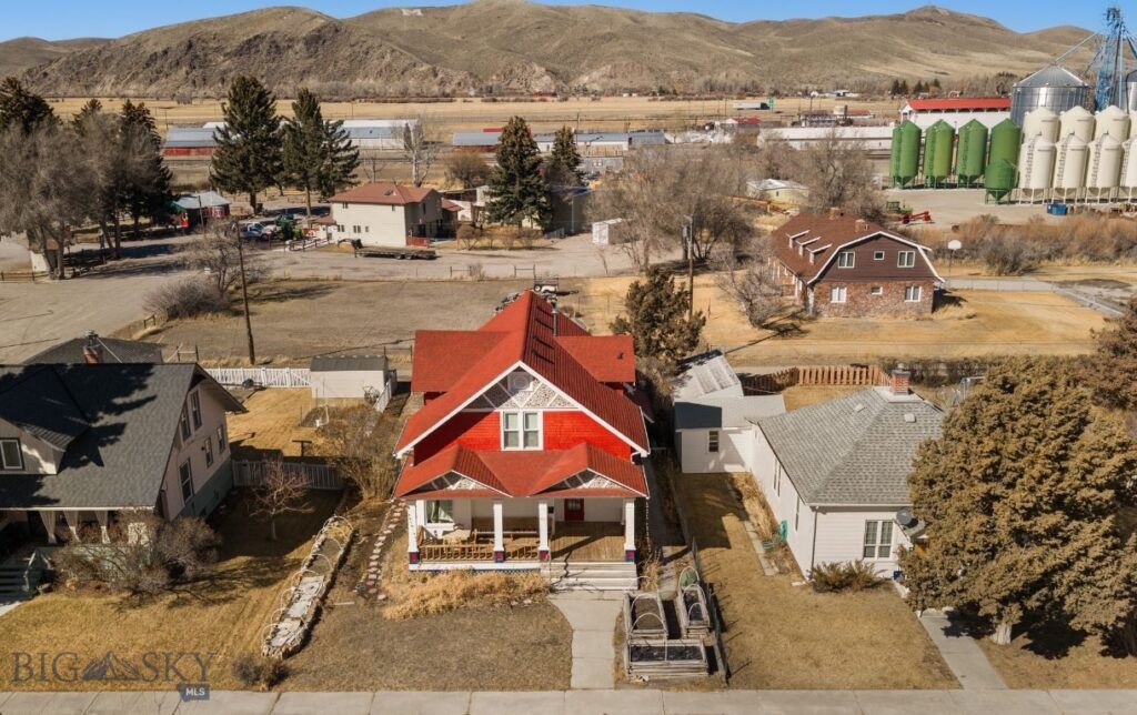 923 S Washington Street, Dillon MT 59725