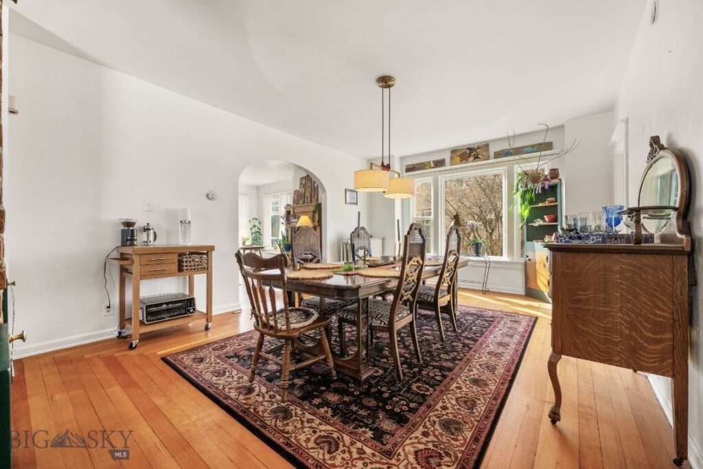 923 S Washington Street, Dillon MT 59725