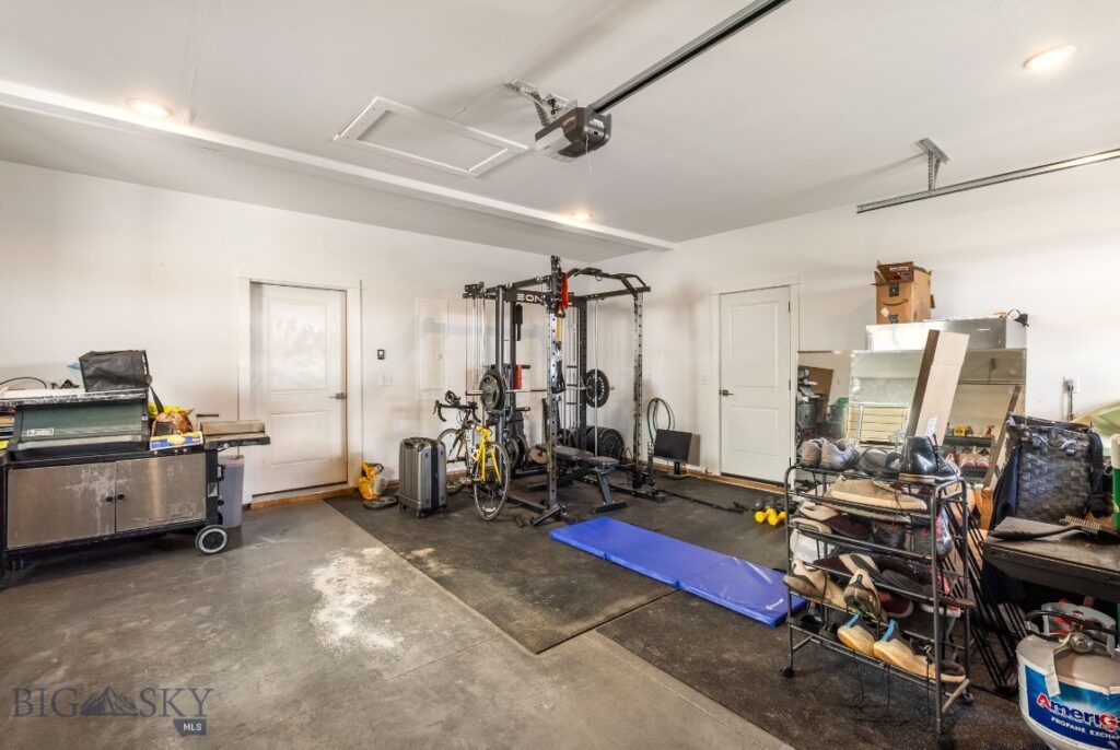 926 Abigail Lane, Bozeman MT 59718