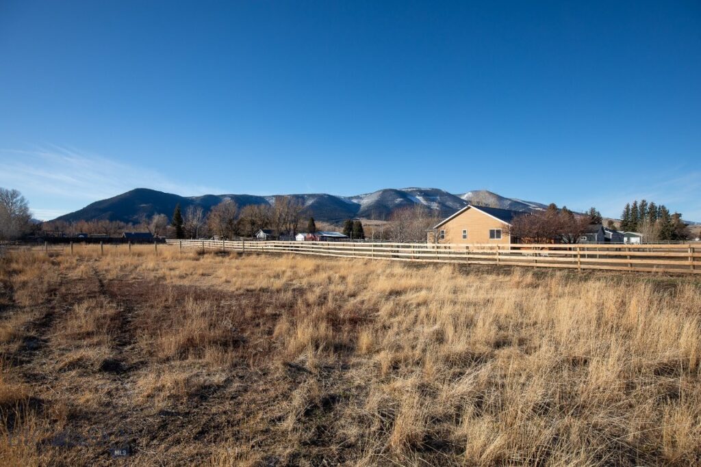 94 Willow Drive, Livingston MT 59047