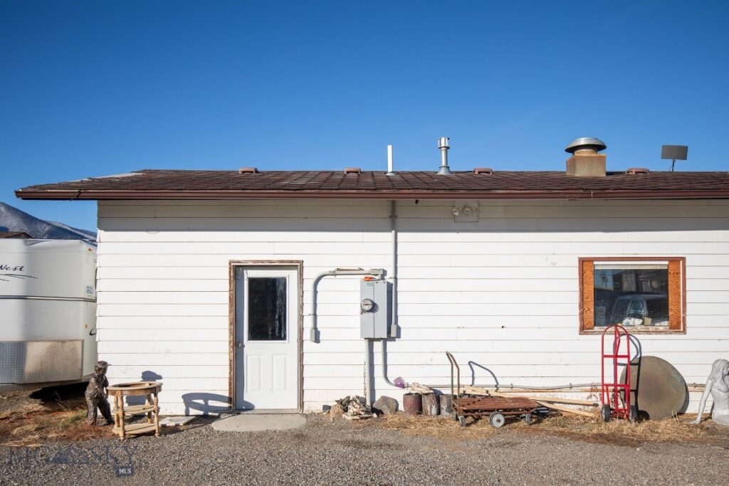 94 Willow Drive, Livingston MT 59047