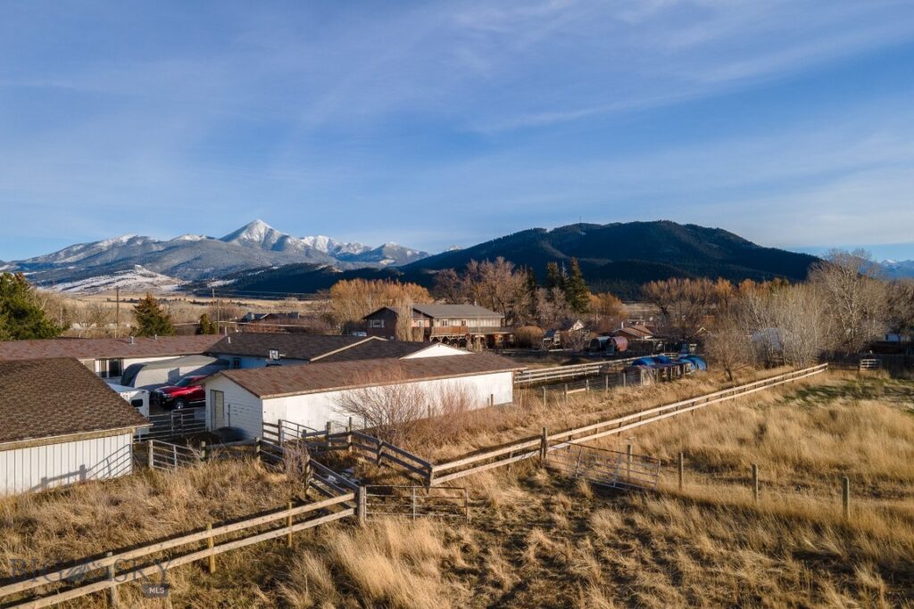 94 Willow Drive, Livingston MT 59047