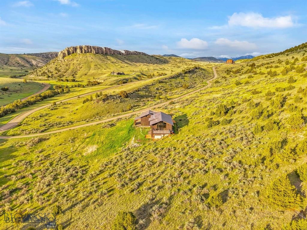 94 Rock Castle Road, Manhattan MT 59741