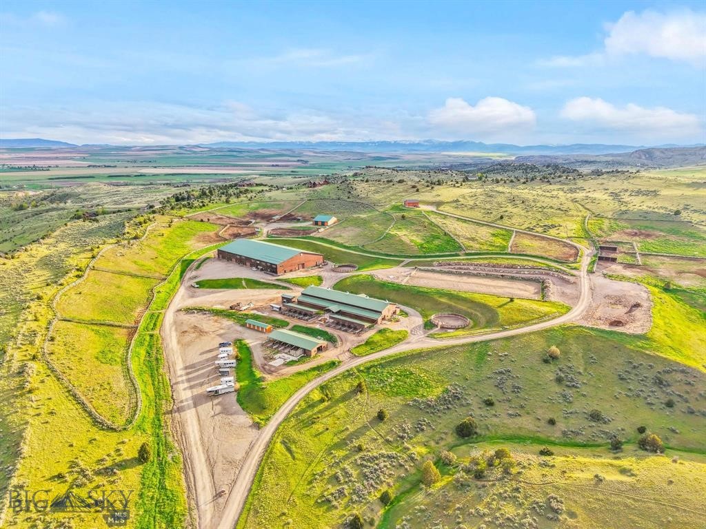 94 Rock Castle Road, Manhattan MT 59741