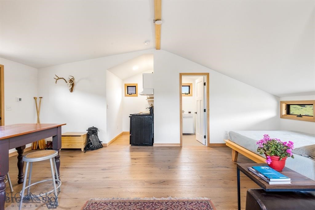 94 Rock Castle Road, Manhattan MT 59741