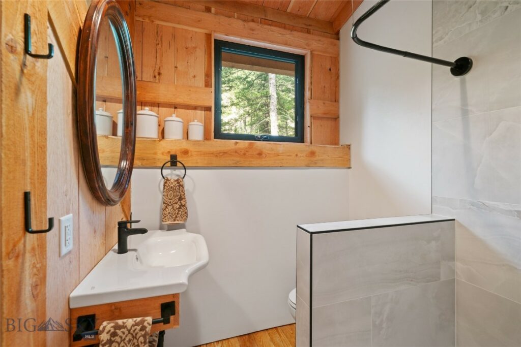 9440 Saddle Mountain Road, Bozeman MT 59715