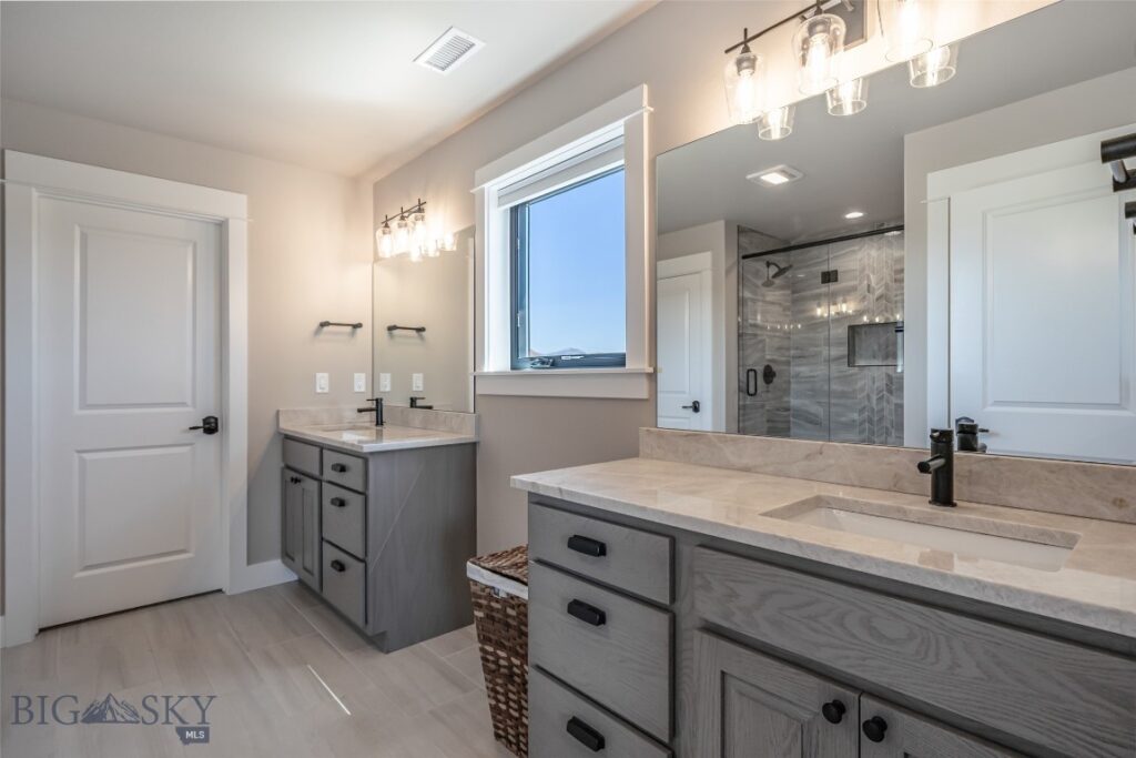 950 White Horse Loop, Bozeman MT 59718