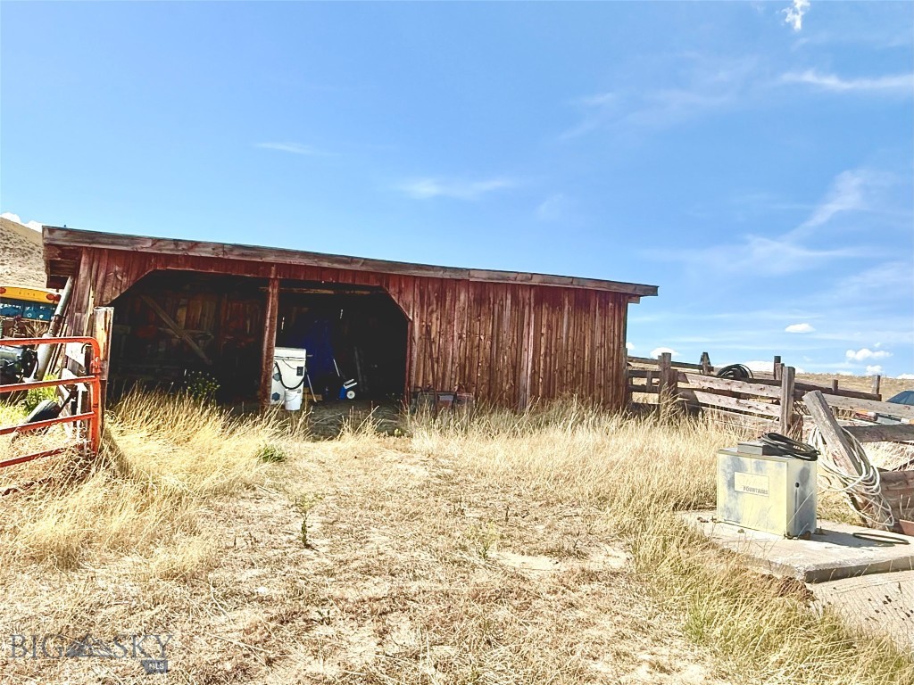 959 MT Hwy 55, Whitehall MT 59759