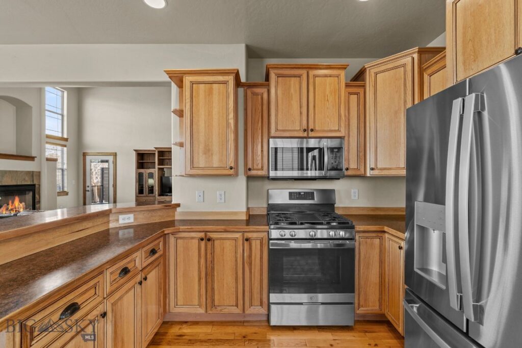 96 Ruby Lane, Belgrade MT 59714