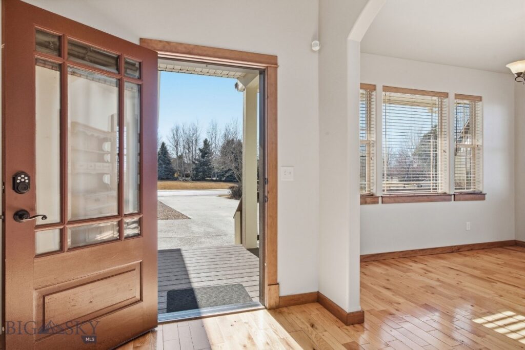 96 Ruby Lane, Belgrade MT 59714