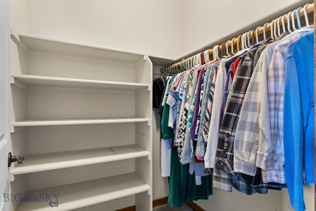 96 Ruby Lane, Belgrade MT 59714