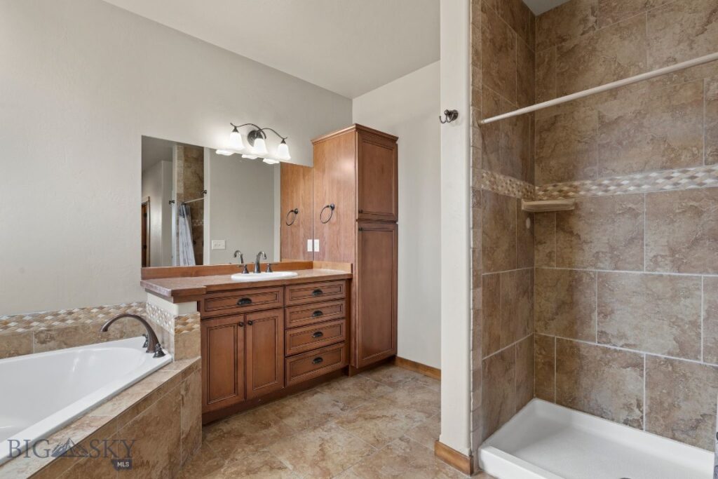 96 Ruby Lane, Belgrade MT 59714