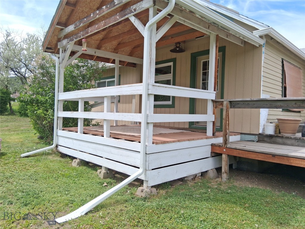 967 Mt Highway 2 W, Whitehall MT 59759