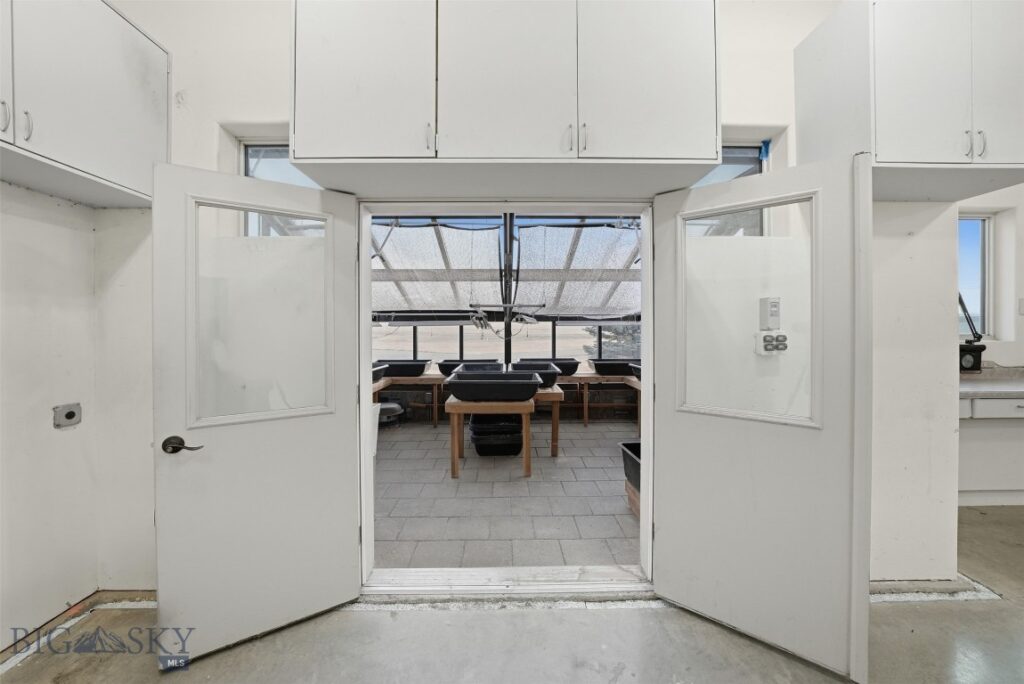 9670 Prairie Rd, Bozeman MT 59741