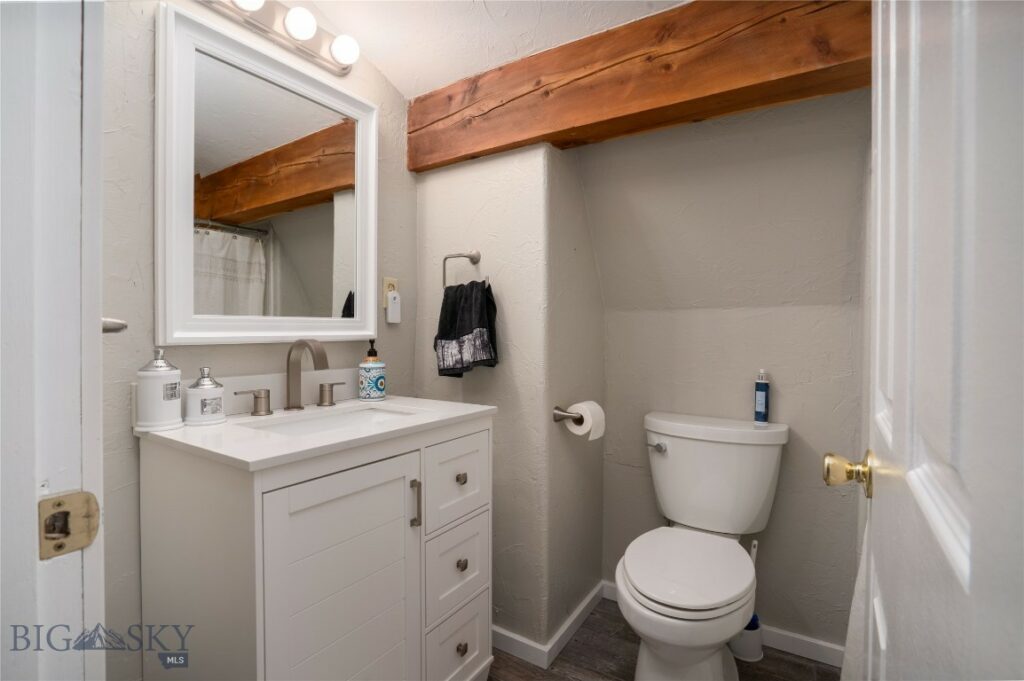 9704 River Road, Bozeman MT 59718