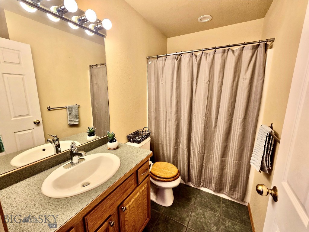977 N River Rock Drive, Belgrade MT 59714