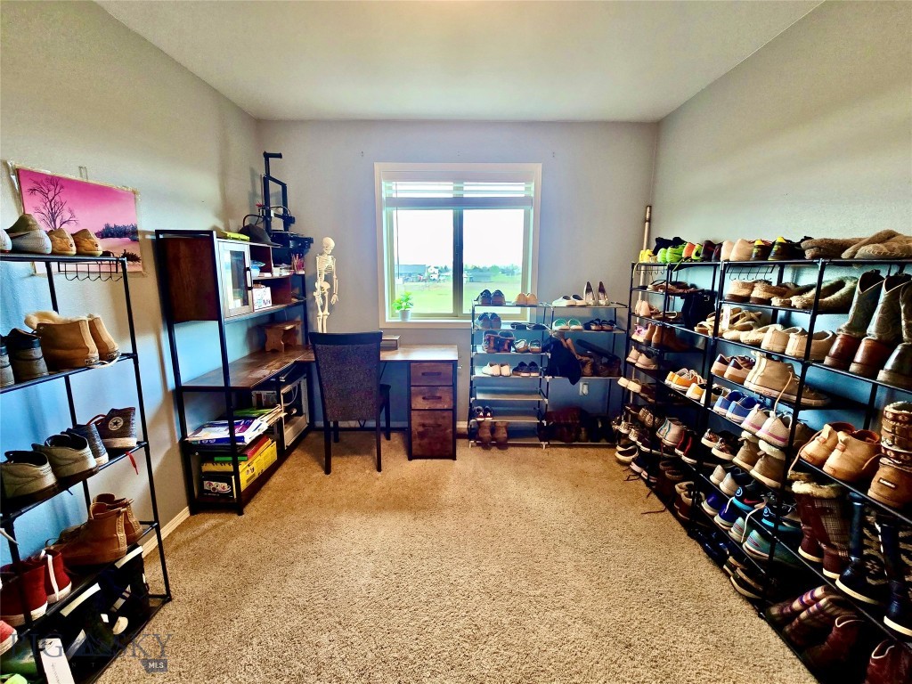 977 N River Rock Drive, Belgrade MT 59714