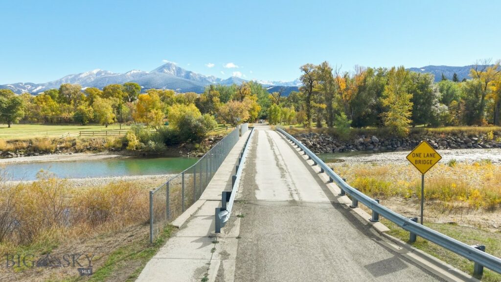 9th St Island Drive, Livingston MT 59047