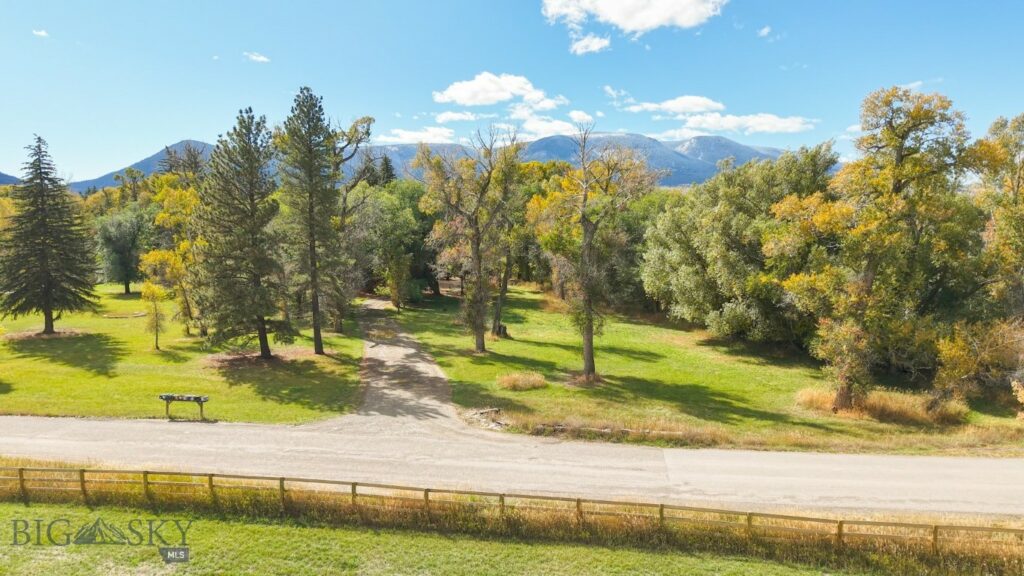 9th St Island Drive, Livingston MT 59047