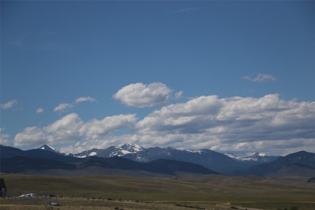 TBD Gamblers Run, Dillon MT 59725