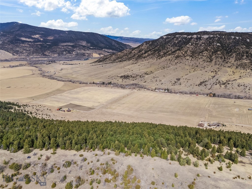 NHN (Parcel A-2) Suce Creek Road, Livingston MT 59047
