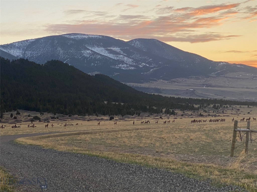 TBD Heritage Trail, Livingston MT 59047