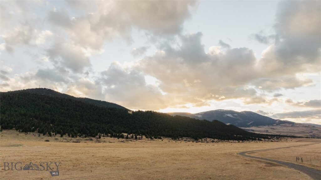 TBD Heritage Trail, Livingston MT 59047