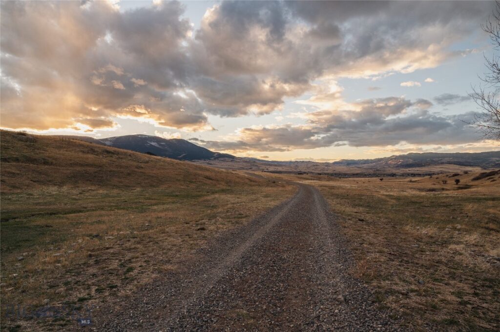 TBD Heritage Trail, Livingston MT 59047