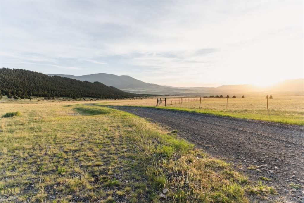 TBD Heritage Trail, Livingston MT 59047