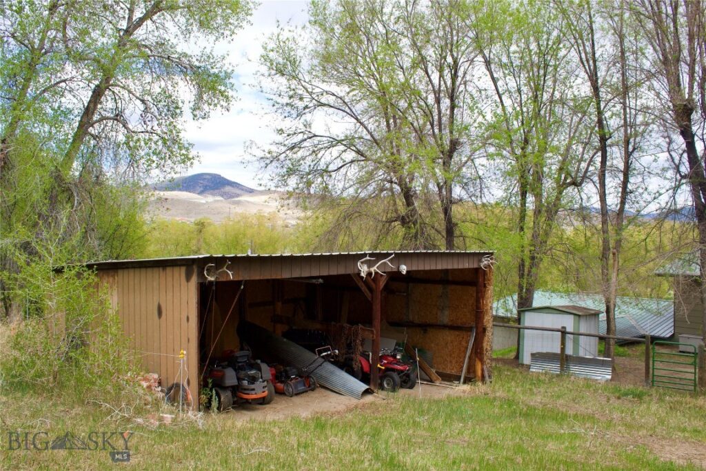 , Whitehall MT 59759