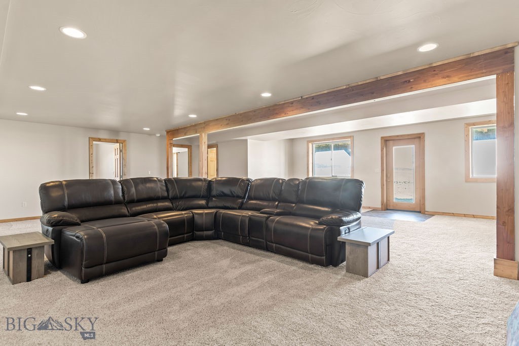 , Livingston MT 59047