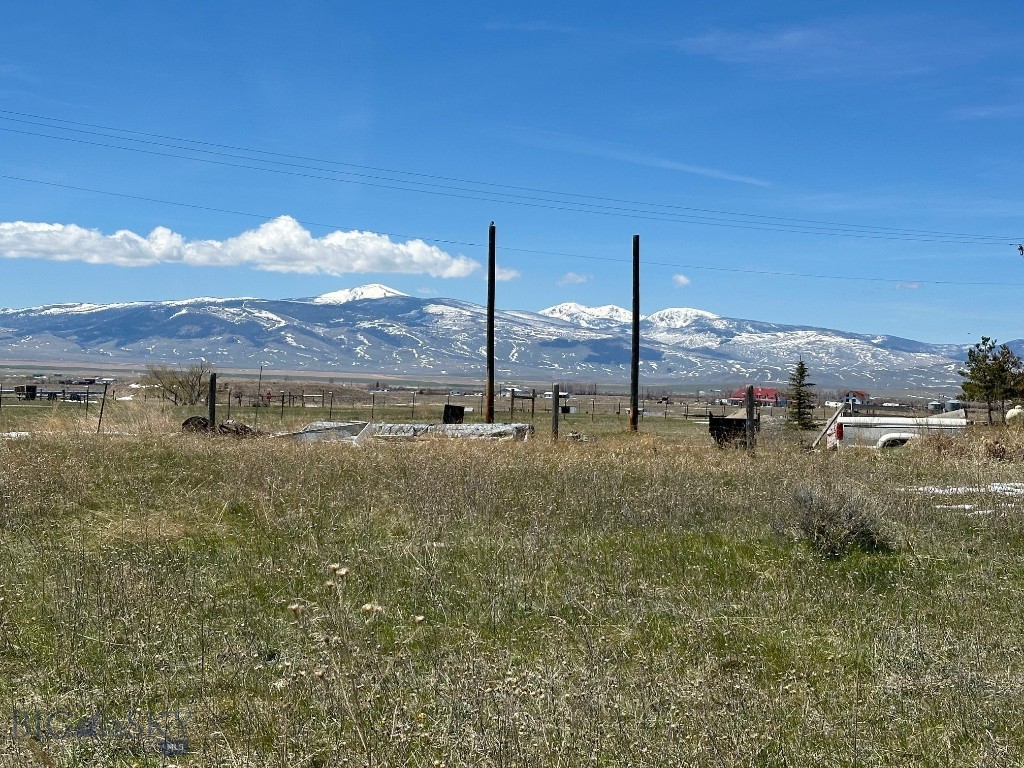 NHN 7th Avenue SW, White Sulphur Springs MT 59645