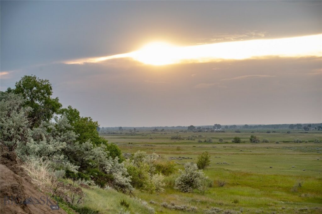 NHN Old Hwy 10, Forsyth MT 59327