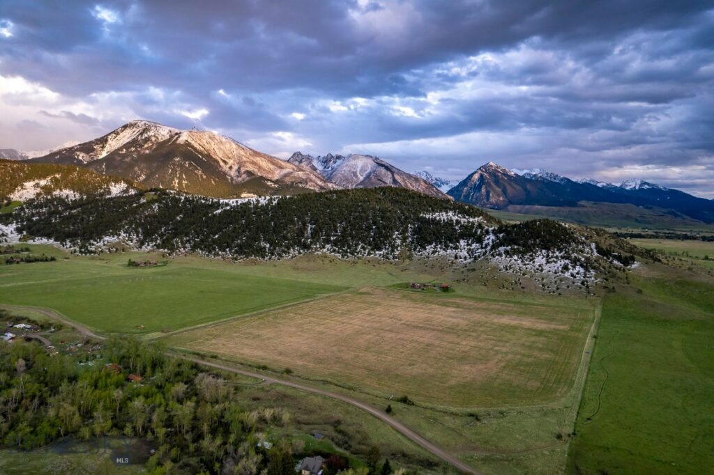 NHN Suce Creek Road, Livingston MT 59047