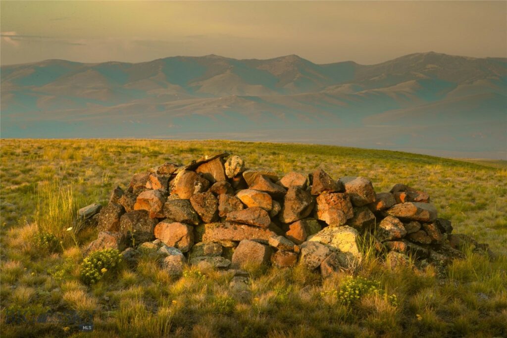 31420 Hwy 324, Dillon MT 59725