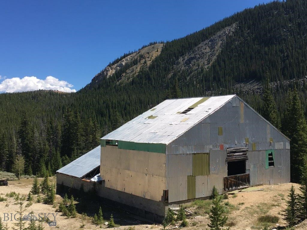 216 Trapper Creek Road, Dillon MT 59725