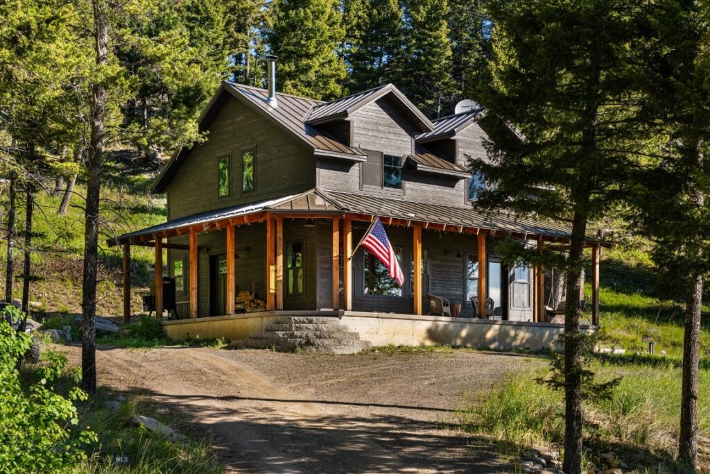 100 Big Indian Gulch Road, Montana City MT 59634