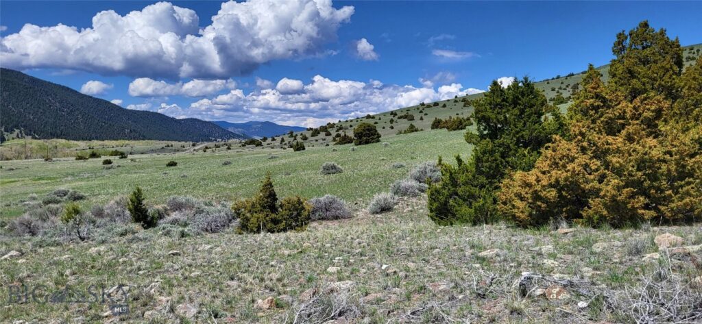 902 Lower Valley Road, Boulder MT 59632