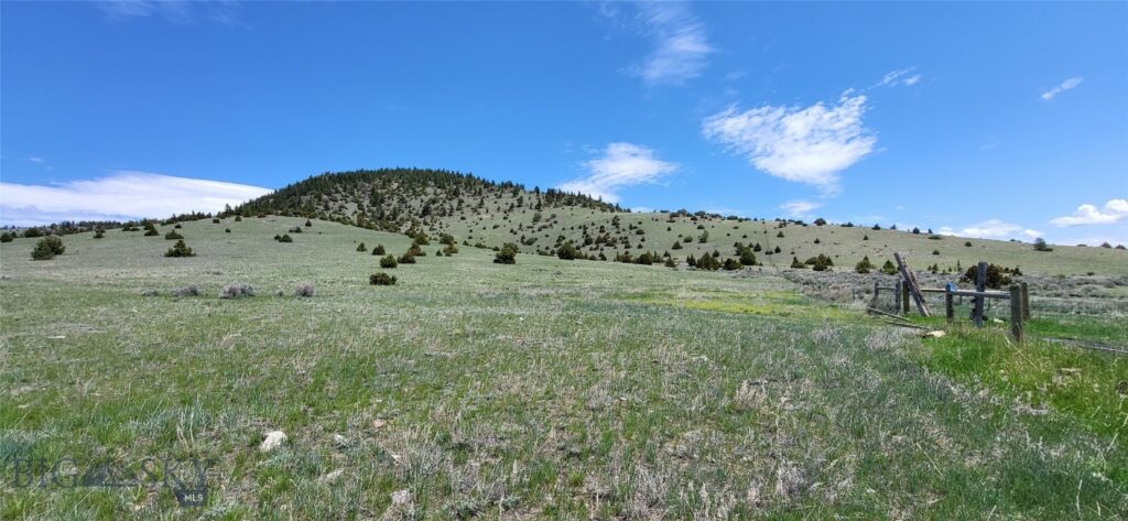 902 Lower Valley Road, Boulder MT 59632