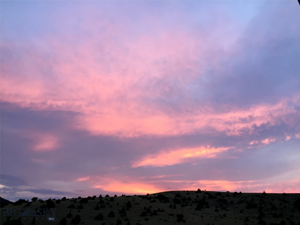 902 Lower Valley Road, Boulder MT 59632
