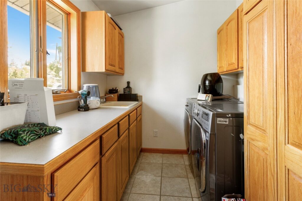 3360 Moulton Reservoir Road, Butte MT 59701