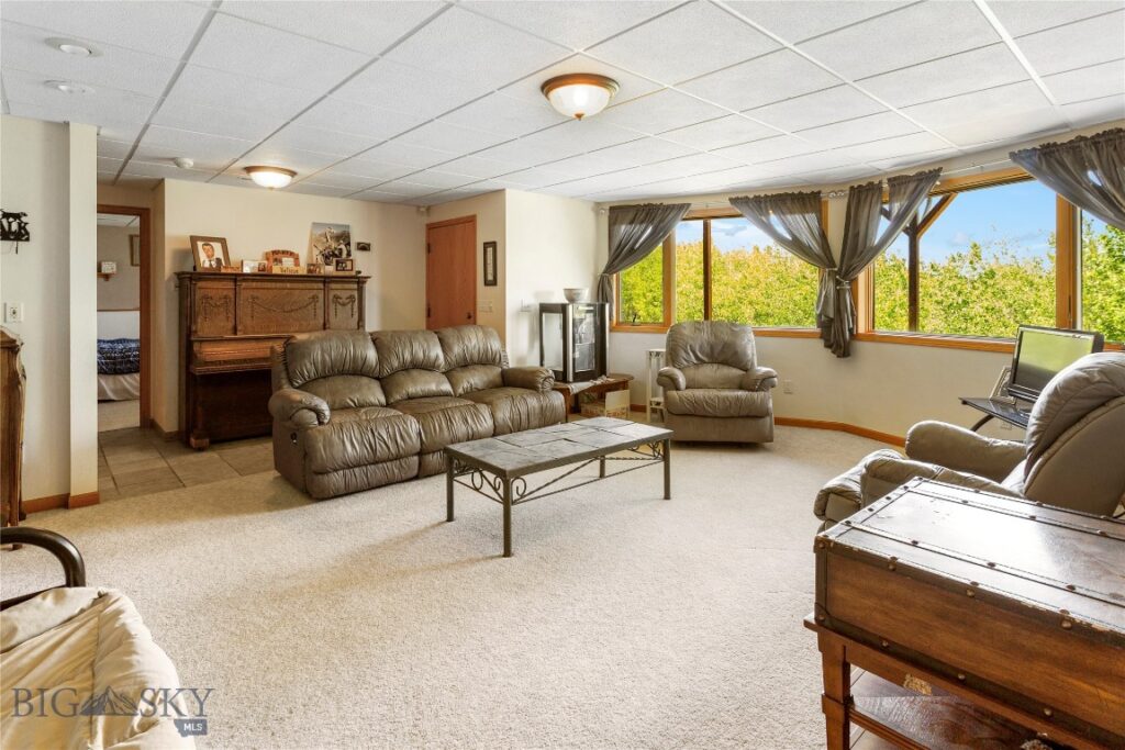 3360 Moulton Reservoir Road, Butte MT 59701