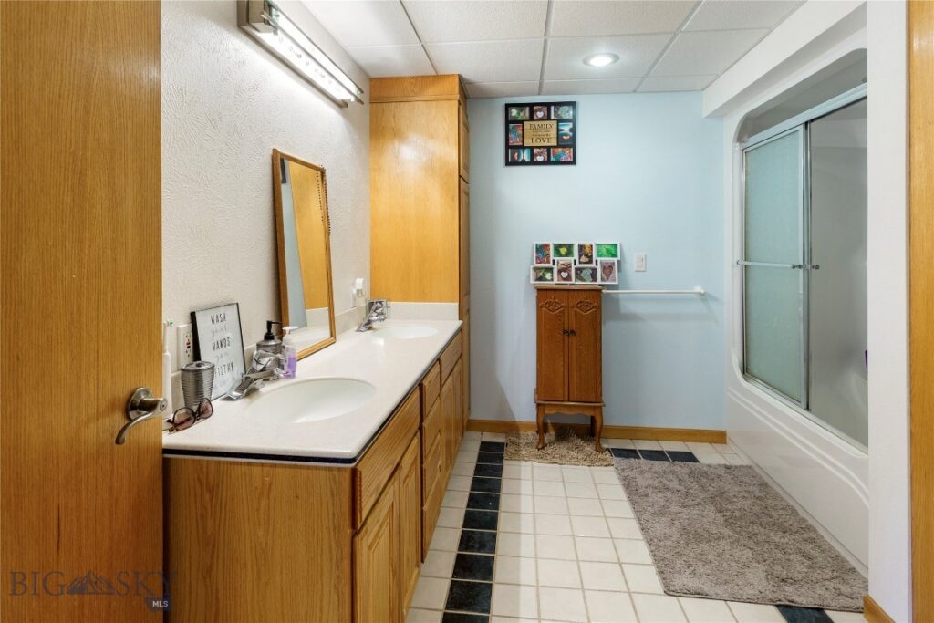 3360 Moulton Reservoir Road, Butte MT 59701