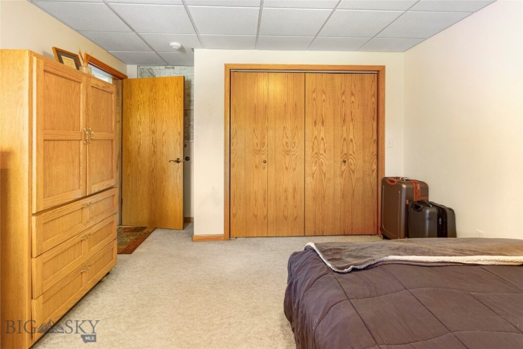 3360 Moulton Reservoir Road, Butte MT 59701