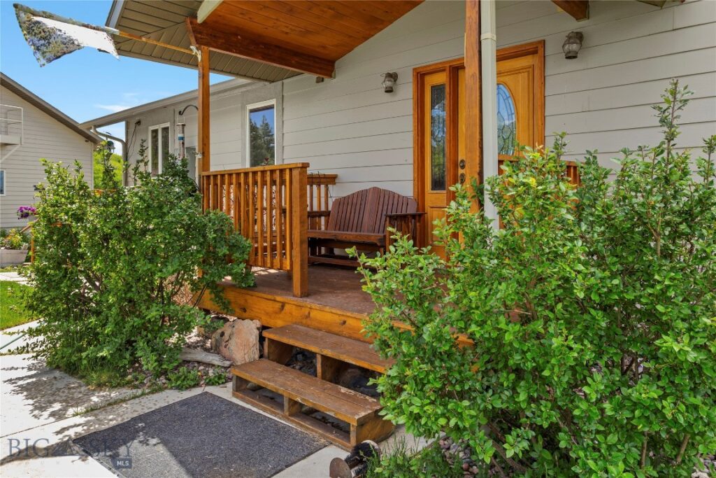 3360 Moulton Reservoir Road, Butte MT 59701