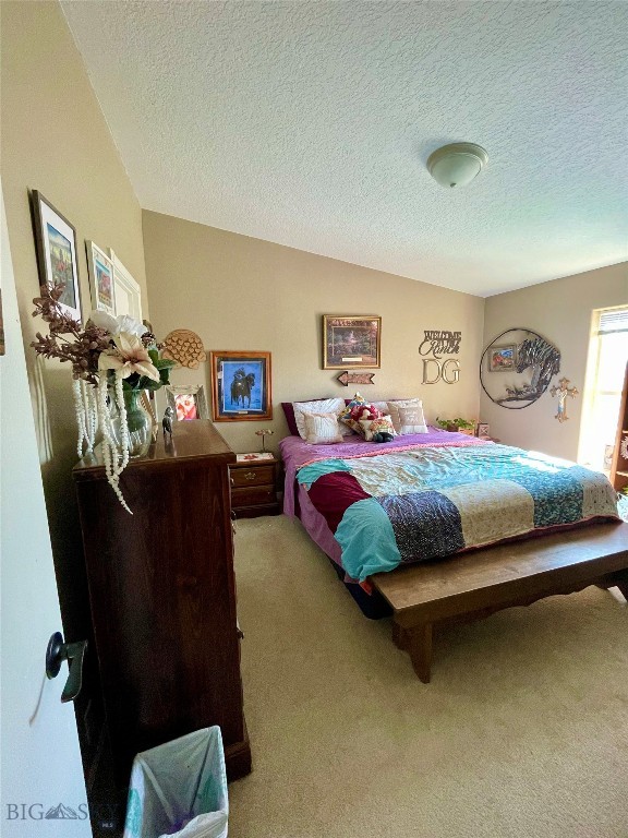 105 Mt-80, Fort Benton MT 59442