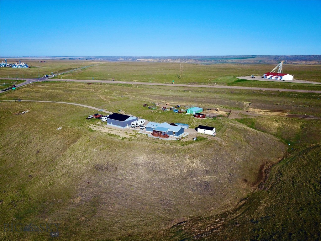 105 Mt-80, Fort Benton MT 59442